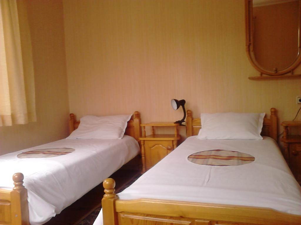 Borova House Hotell Trjavna Rom bilde